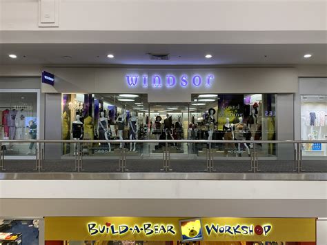 windsor store lakeside mall
