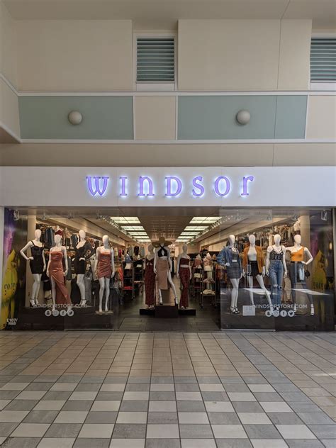 windsor stores near me hours