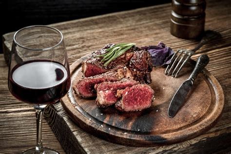 wine pairing with steak