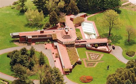 Wingspan Frank Lloyd Wright