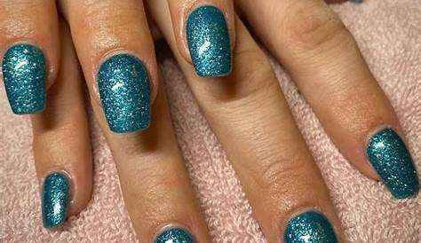 Winter Nails Teal