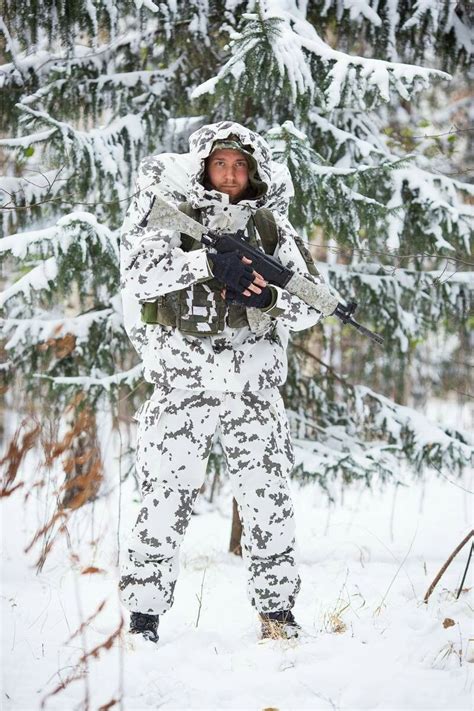 Ultimate Guide to Winter Camo: Stand Out in the Snow