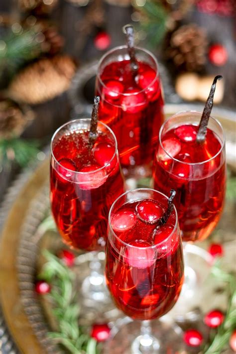 Winter Mixed Drinks: Hottest Trends This Season