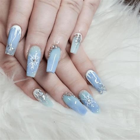 Winter Nails With Gems