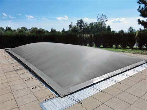 Winter Pool Covers: Unbeatable Pool Protection