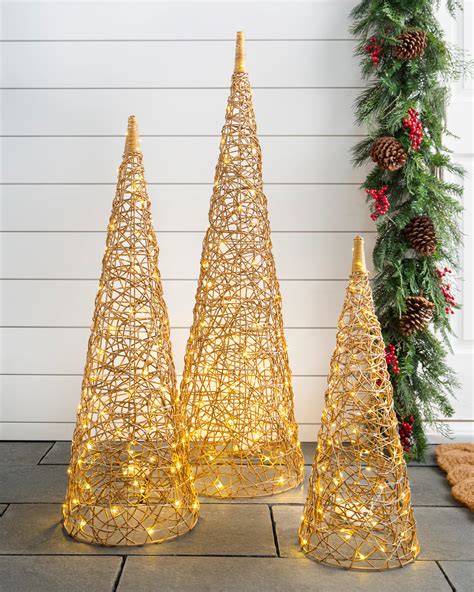 Wire Cone Christmas Tree