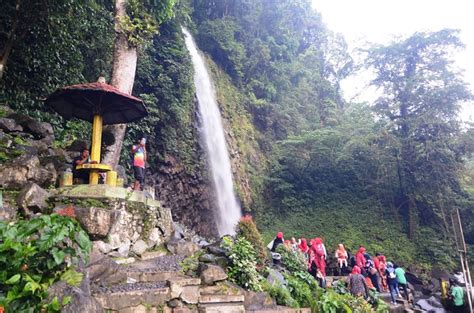 Pesona Piramida Waterfall Air Terjun Sarasah Padang Destinasi Travel