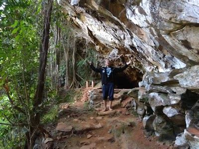Wisata Goa Kembar Kaneng: Menikmati Keajaiban Alam yang Tersimpan
