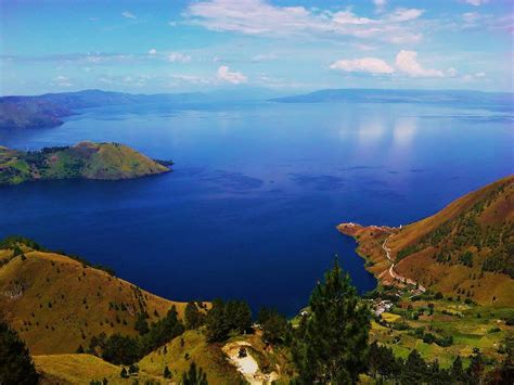 Menikmati Keindahan Wisata Sumatera Utara Danau Toba