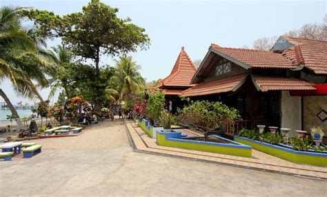 Wisata Dekat Hotel Panarukan Situbondo