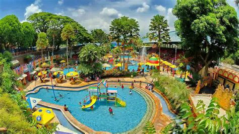 wisata kolam renang di Malang