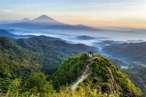 Wisata Kulon Progo Gunung Ijo: Petualangan Seru di Serambi Yogyakarta