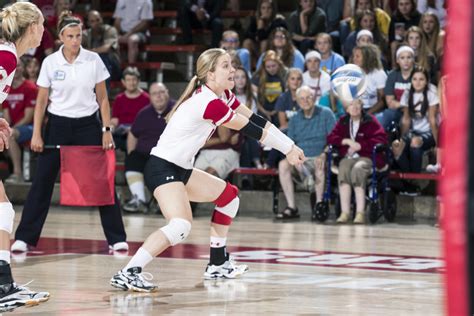 Wisconsin volleyball named to preseason top 10