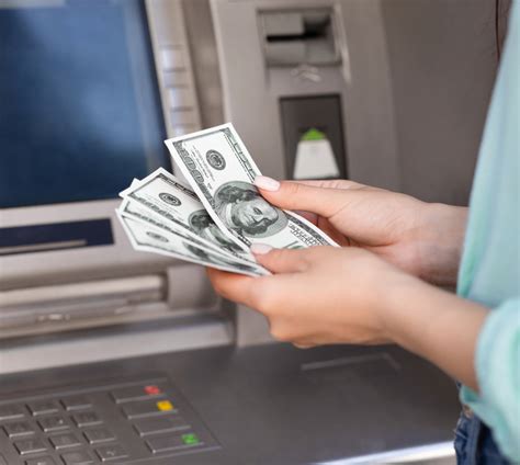 withdraw cash from