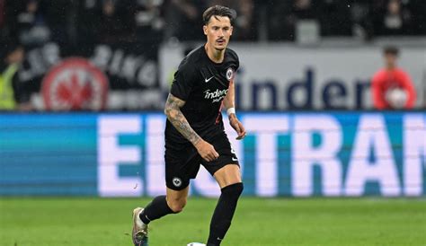 wo spielt eintracht frankfurt international