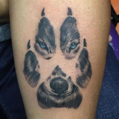 Awasome Wolf Paw Tattoo Designs References