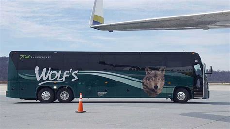 wolf bus tours 2023 schedule
