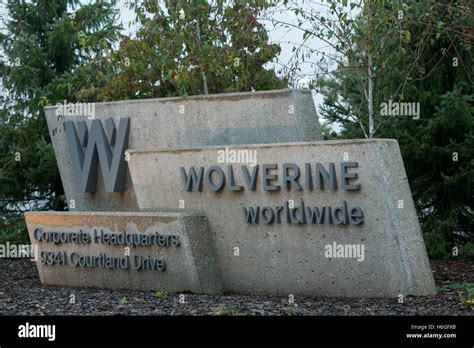 wolverine worldwide address rockford mi