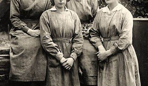 The First World War and women’s fashion what to wear in an airraid