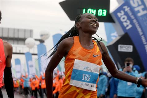 women's half marathon world record