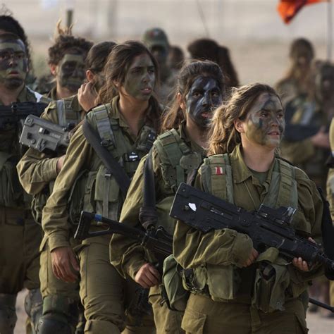 women soldiers in israel