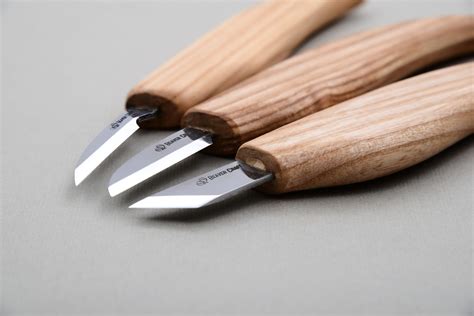 Top 12 Best Wood Carving Tools for Beginners Buying Guide 2020