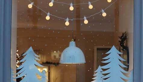 Wooden Christmas Window Decorations 20+ Cute Decorating Ideas For Your Inspiration 17
