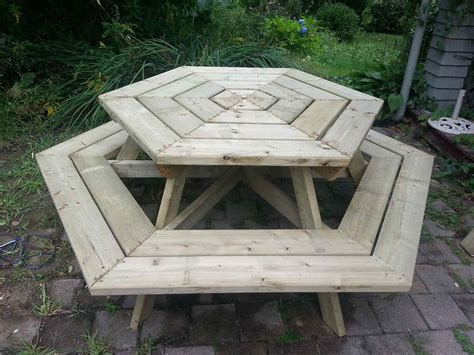 SixPerson Hexagonal Cedar Picnic Table w/ ParquetStyle Top
