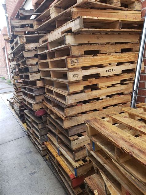 wooden pallets los angeles