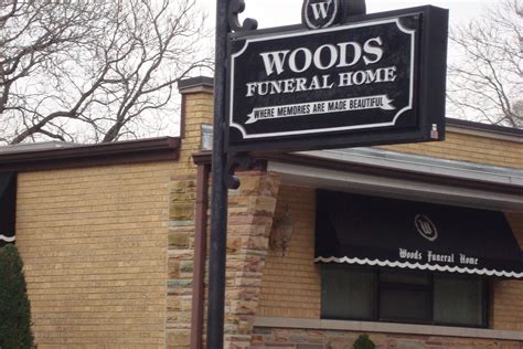 woods funeral home in chicago heights il