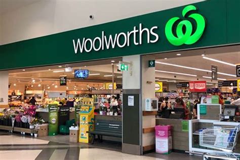 woolworths trading hours tomorrow