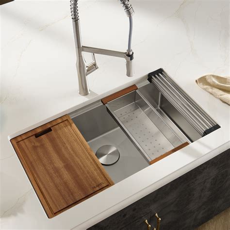 Workstation Sink With Rounded Corners