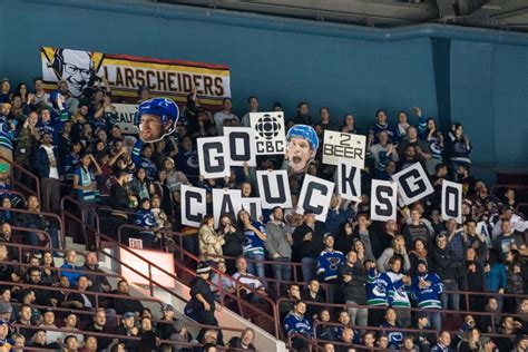 world canuck fan club