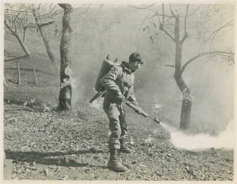 world war 2 italian flamethrowers