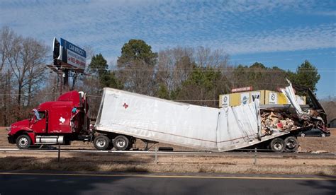 worst tractor trailer accidents