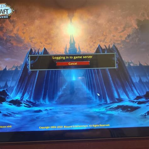 wow stuck at logging into game server