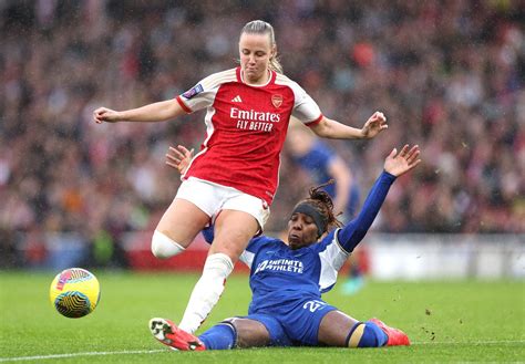 wsl chelsea v arsenal on tv