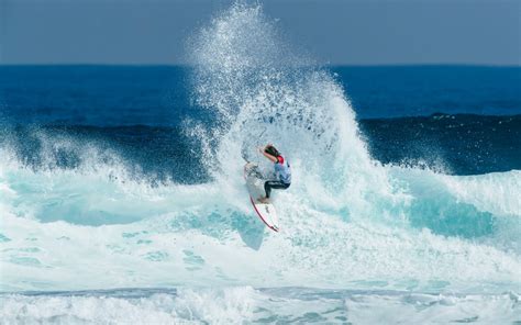 wsl surfing watch live stream