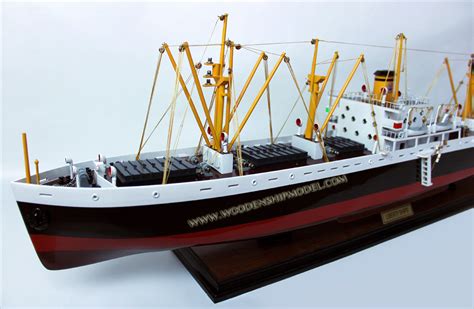 ww2 cargo ship models