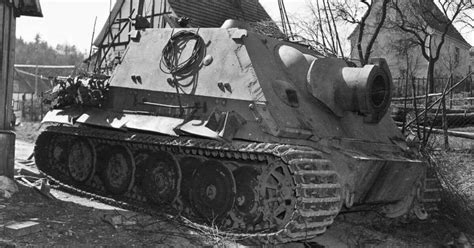 ww2 german sturmtiger tank