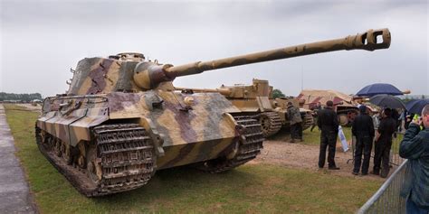 ww2 german tiger tank weight