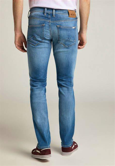 www.mustang_jeans.com