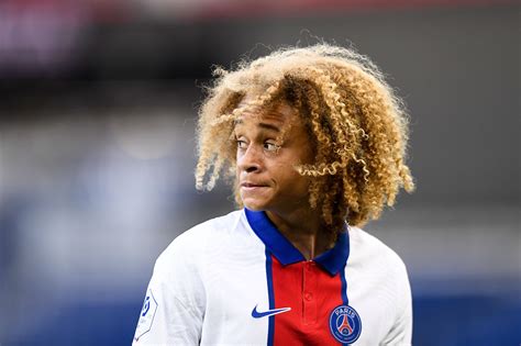 xavi simons psg