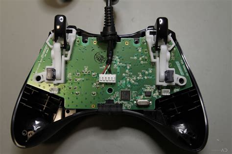 Xbox 360 Wired Controller Where To Plug In