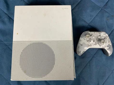 Xbox Model 1681 Storage