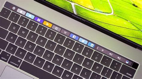 Why I Switched From Android to iPhone and Will Never Go Back by Luis