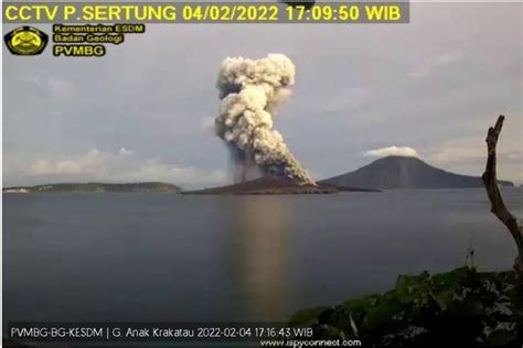 yang akan dikeluarkan oleh gunung saat erupsi