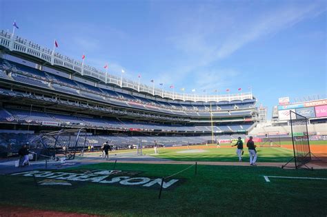 yankees alds game 2 tickets