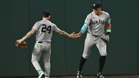 yankees vs red sox score today