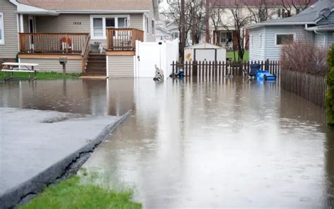 yard floods when it rains